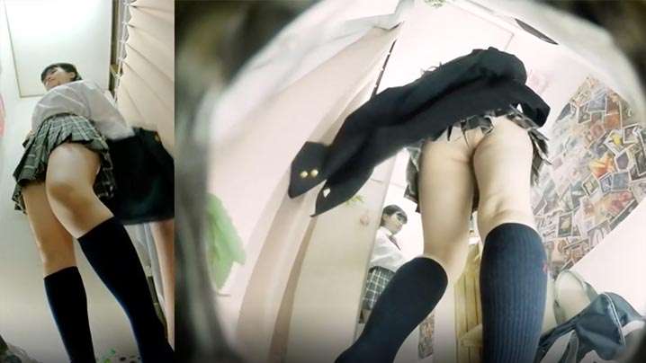 偷窥系列试衣间里的小姐姐- www.jdav.vip